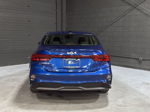Used 2023 Kia Forte LXS FWD image 5
