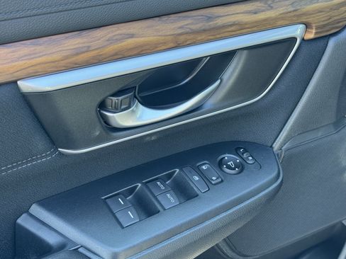 Used 2018 Honda CR-V EX image 15