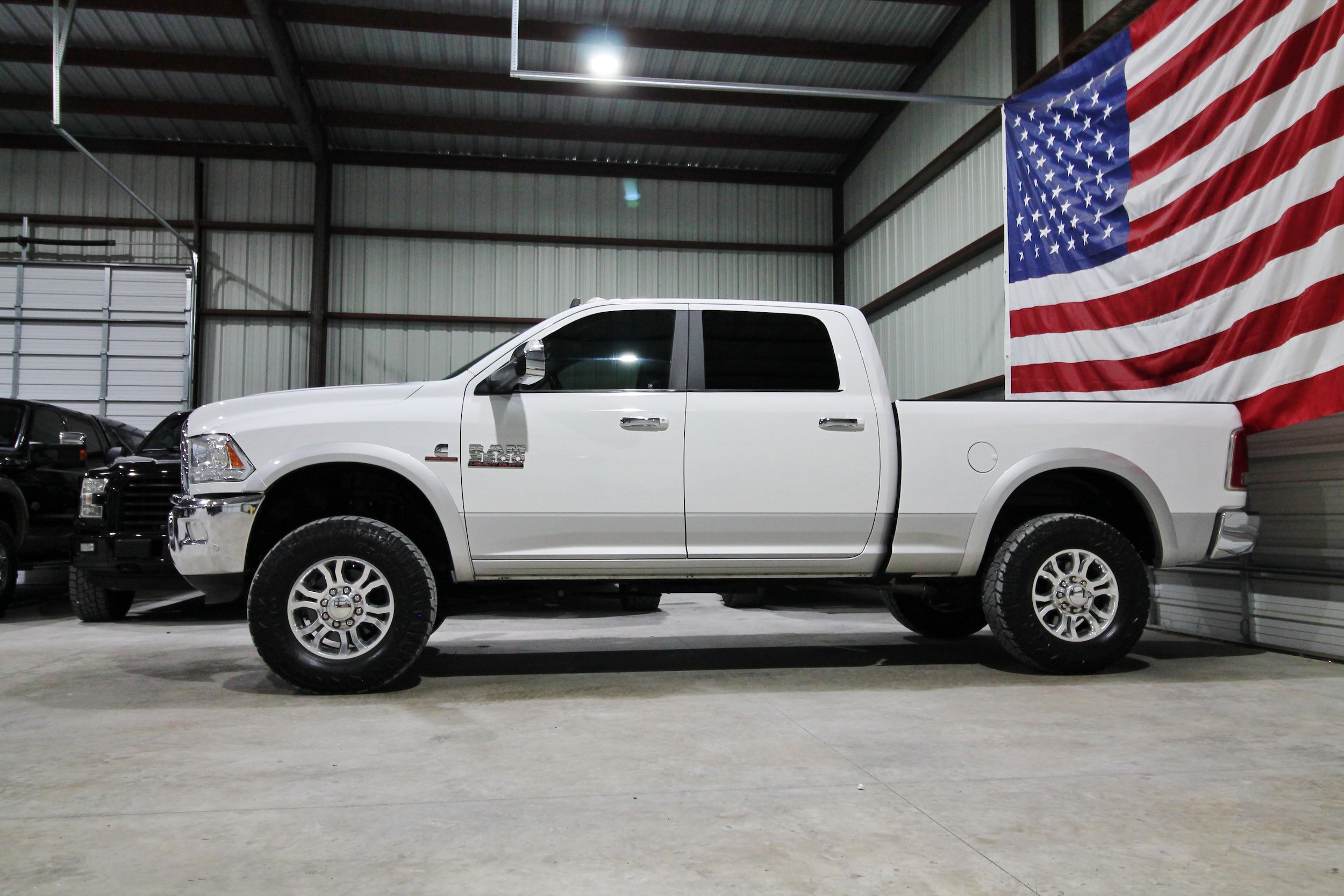 Used 2018 RAM 3500 Laramie AWD/4WD image 5