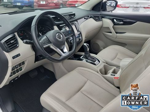 Used 2019 Nissan Rogue Sport SL FWD image 18