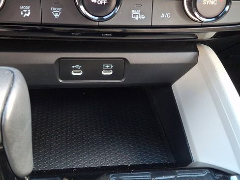 Used 2023 Honda Accord EX-L image 25