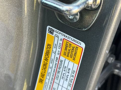 New 2026 Chevrolet Colorado ZR2 w/ Technology Package AWD/4WD image 26