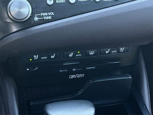 Used 2021 Lexus ES 300h Ultra Luxury w/ Accessory Package 2 image 21