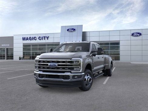 New 2026 Ford F350 XLT w/ XLT Premium Package AWD/4WD image 2