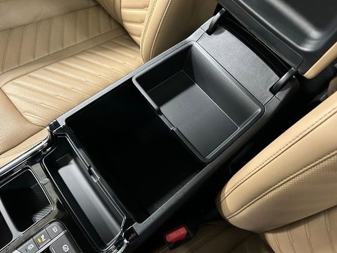 New 2026 Kia Sorento SX Prestige w/ Olive Brown Leather Package image 27