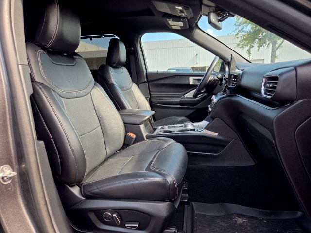 Used 2020 Ford Explorer ST w/ ST Street Pack AWD/4WD image 23