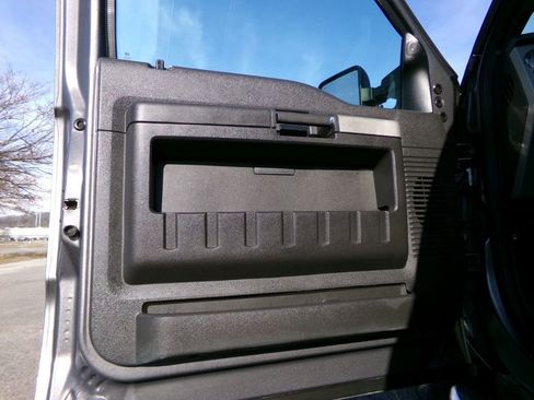 Used 2014 Ford F350 Lariat w/ Lariat Ultimate Package image 17