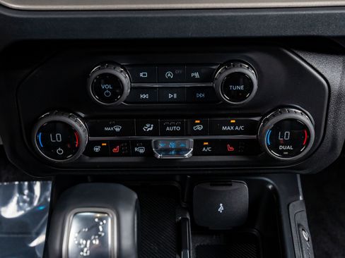 Used 2026 Ford Bronco Outer Banks AWD/4WD image 26