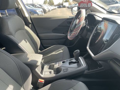 Used 2024 Subaru Crosstrek 2.0i Premium image 4