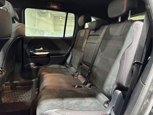Used 2021 Mercedes-Benz GLB 250 4MATIC image 88
