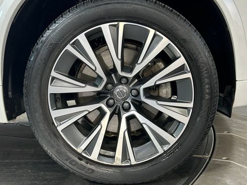 Used 2020 Volvo XC90 T5 Momentum w/ Protection Package Premier AWD/4WD image 21