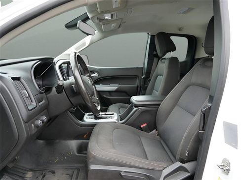 Used 2020 Chevrolet Colorado LT w/ Safety Package image 10