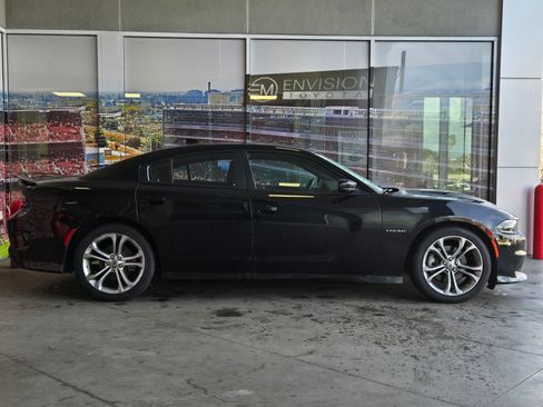 Used 2022 Dodge Charger R/T image 4