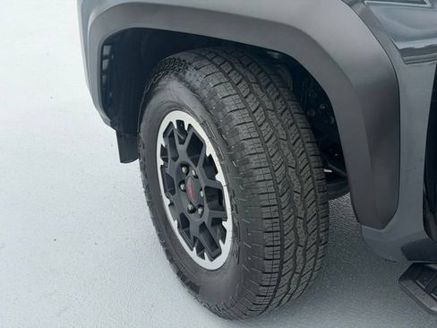 Certified 2025 Toyota 4Runner TRD Off-Road Premium AWD/4WD image 29