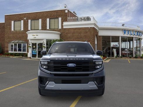 New 2025 Ford Expedition Platinum w/ Platinum Ultimate Package image 6