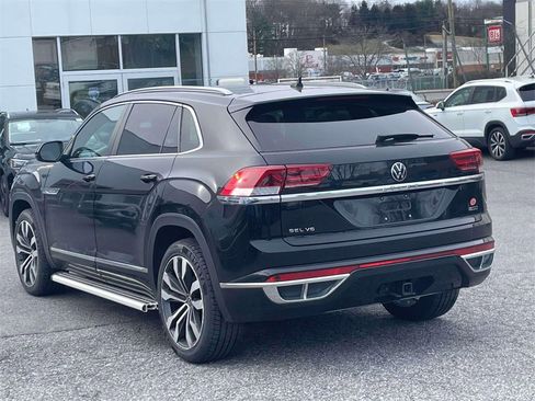 Used 2021 Volkswagen Atlas Cross Sport SEL R-Line image 8