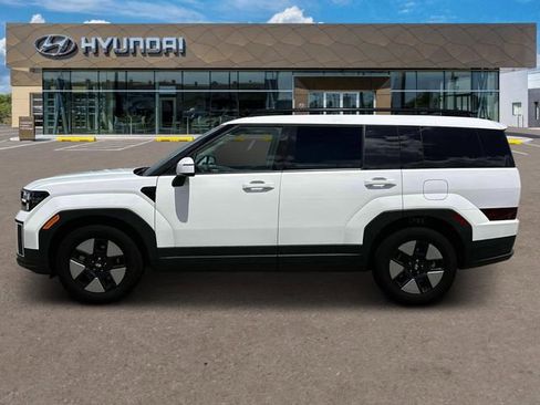 New 2025 Hyundai Santa Fe SEL image 3