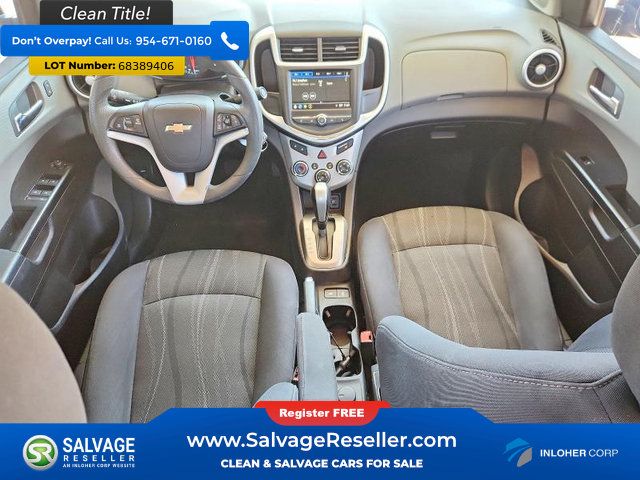 Used 2019 Chevrolet Sonic LT FWD image 11