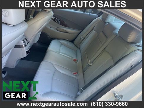 Used 2010 Buick LaCrosse CXL image 7