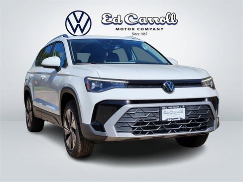 New 2025 Volkswagen Taos SE image 4