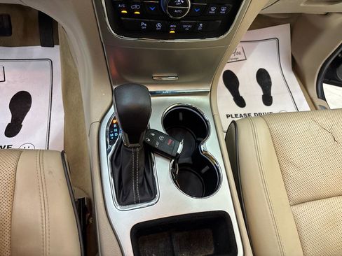 Used 2016 Jeep Grand Cherokee Overland RWD image 35