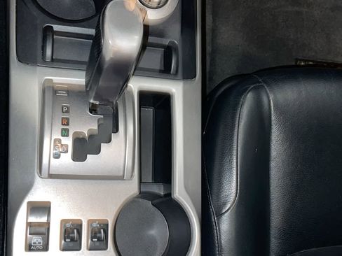 Used 2013 Toyota 4Runner Limited image 20