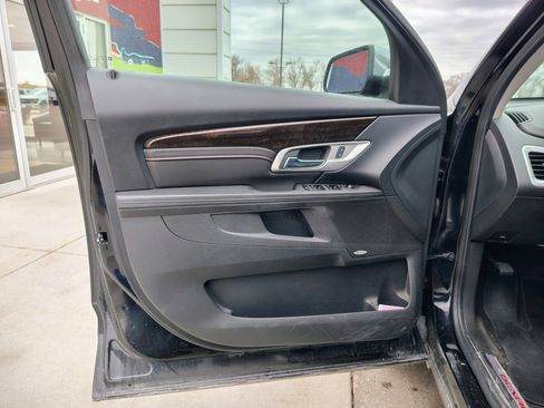 Used 2017 GMC Terrain Denali image 10