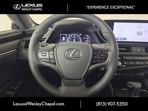 New 2025 Lexus ES 350 w/ Premium Package image 12