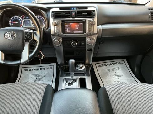Used 2015 Toyota 4Runner SR5 AWD/4WD image 19