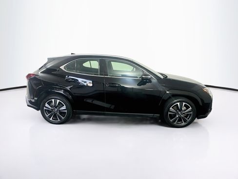 Used 2024 Lexus UX 250h FWD w/ Premium Package image 10