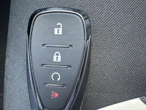 Used 2022 Chevrolet Trax LT w/ LT Convenience Package AWD/4WD image 14