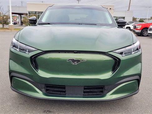 Used 2025 Ford Mustang Mach-E Premium image 12