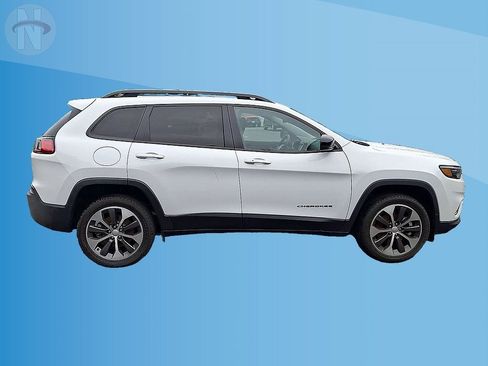 Used 2022 Jeep Cherokee Limited w/ Elite Package AWD/4WD image 9