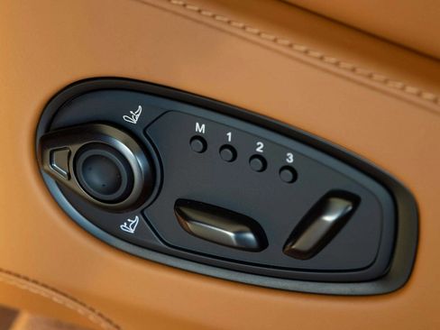 New 2026 Aston Martin DBX 707 image 19