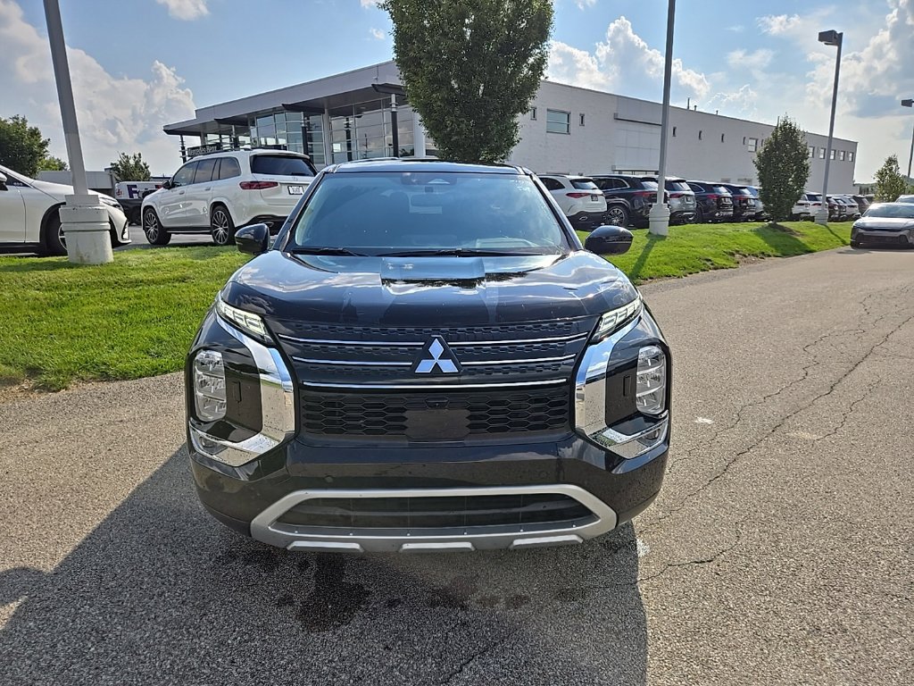 Used 2024 Mitsubishi Outlander SE AWD/4WD image 11