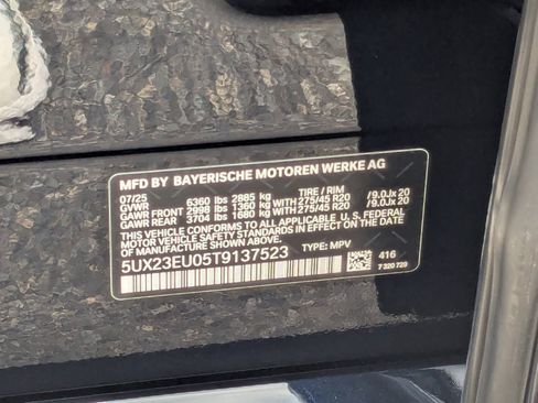 Certified 2026 Porsche Macan AWD/4WD image 30