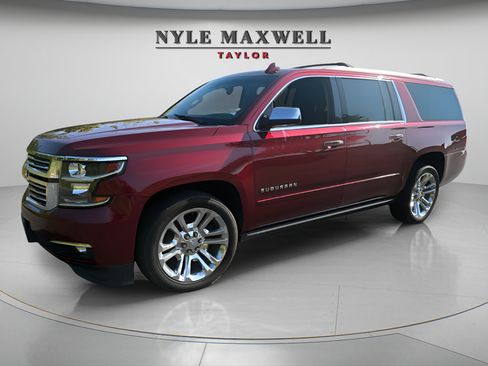 Used 2020 Chevrolet Suburban Premier w/ Premier Plus Edition AWD/4WD image 4
