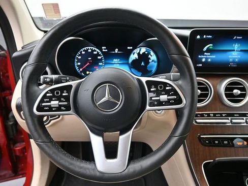 Used 2021 Mercedes-Benz GLC 300 image 7