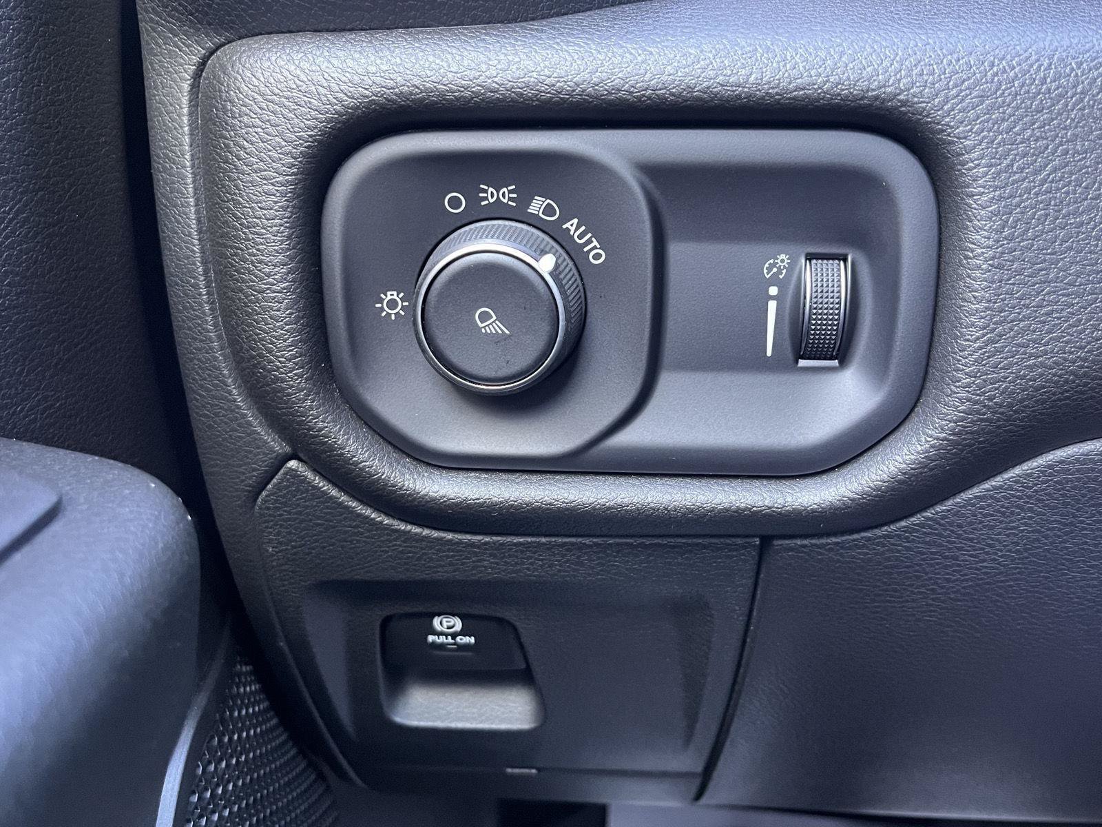 Used 2023 RAM 1500 Tradesman AWD/4WD image 26