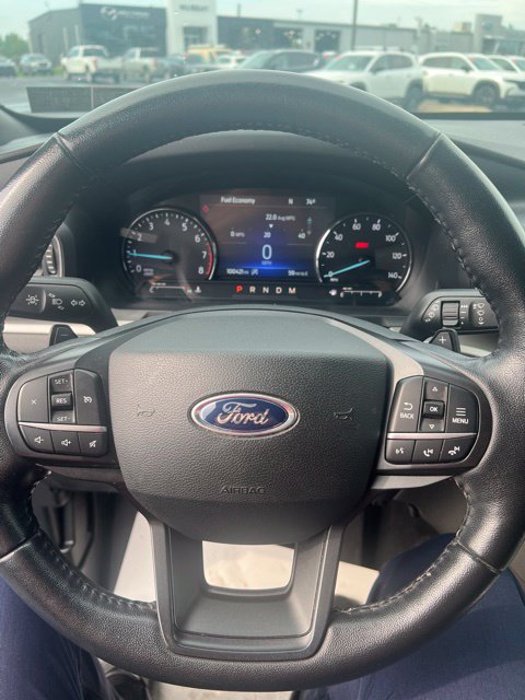Used 2020 Ford Explorer XLT w/ Equipment Group 202A AWD/4WD image 14