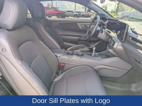 Used 2026 Ford Mustang Dark Horse RWD image 14