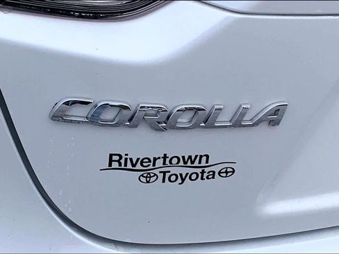 Used 2024 Toyota Corolla SE image 29