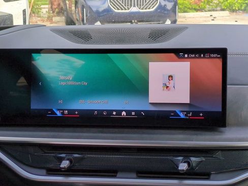 New 2026 BMW X7 xDrive40i w/ Premium Package AWD/4WD image 18