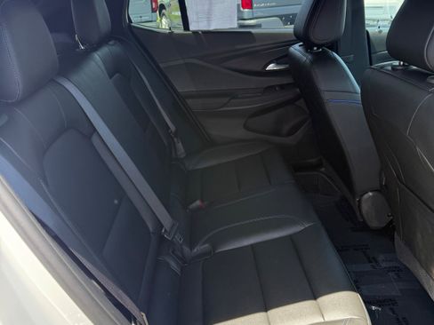 Used 2025 Buick Envista Sport Touring FWD image 11