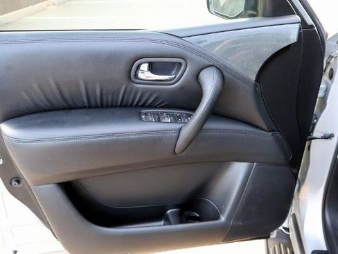 Certified 2021 Nissan Armada SV image 15