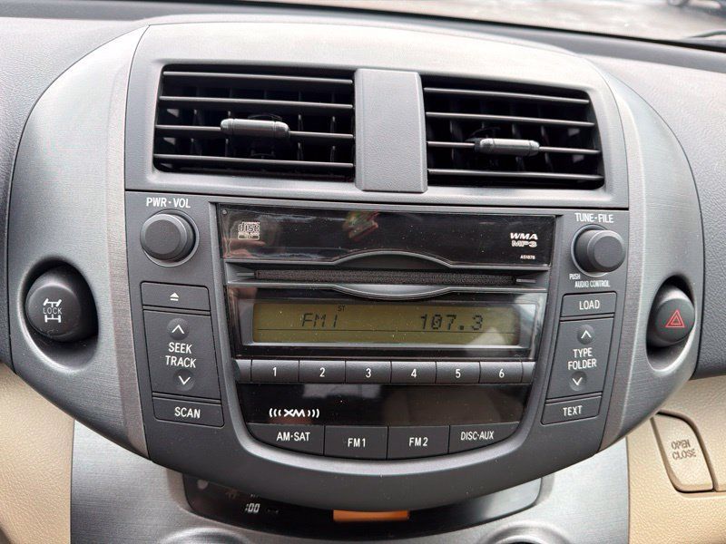 Used 2011 Toyota RAV4 4WD w/ Upgrade Value Pkg image 15