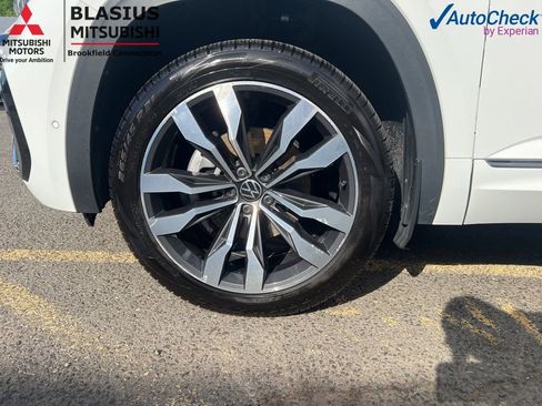 Used 2022 Volkswagen Atlas SEL Premium AWD/4WD image 22