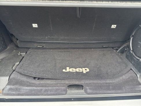 Used 2013 Jeep Wrangler Sahara w/ Connectivity Group AWD/4WD image 10