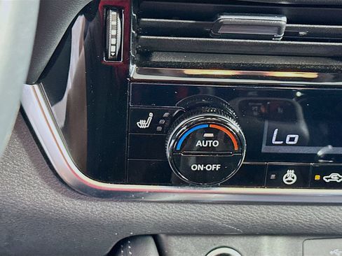 Certified 2023 Nissan Rogue Platinum AWD/4WD image 21