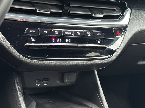 Used 2024 Buick Envista Avenir image 19